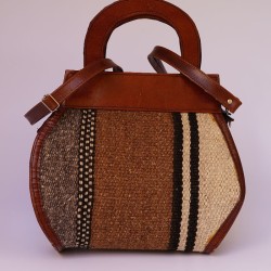 Sac marron artisanal